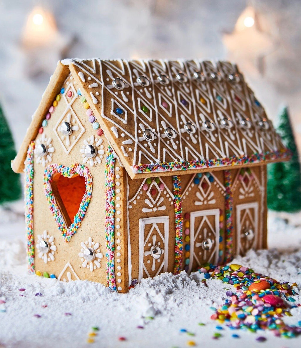 I Made a Gluten-Free Gingerbread House and It Was So Easy! 